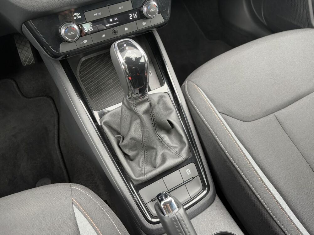 Scala TSI 116 DSG Selection avec Apple Car Play et Digital Cockpit 2024 occasion 35300 Foug&egrave;res