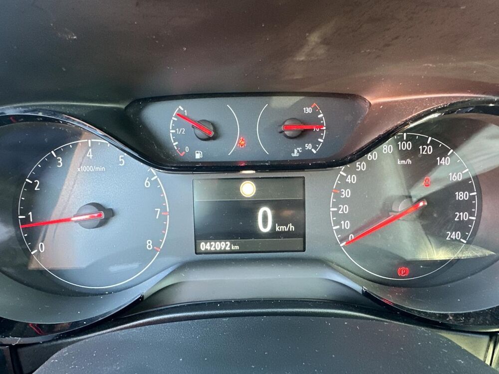 Corsa 1.2i 75CH EDITION GARANTIE 12 MOIS 2020 occasion 33450 Montussan