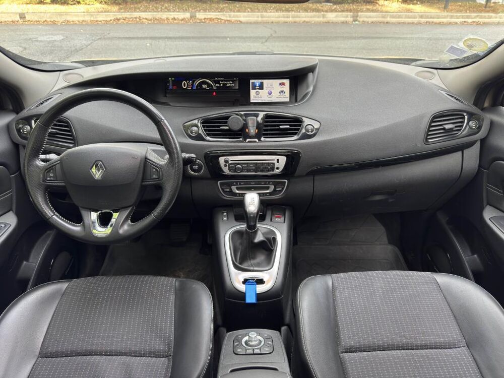 Sc&eacute;nic Grand 1.5 dCi FAP - 110 - BV EDC - 7pl GRAND III MONOSPACE 2013 occasion 77185 Lognes
