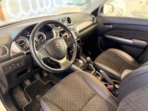 Vitara 1.0 BOOSTERJET 110CH STYLE 2WD GARANTIE CONSTRUCTEUR 2019 occasion 16000 Angoul&ecirc;me