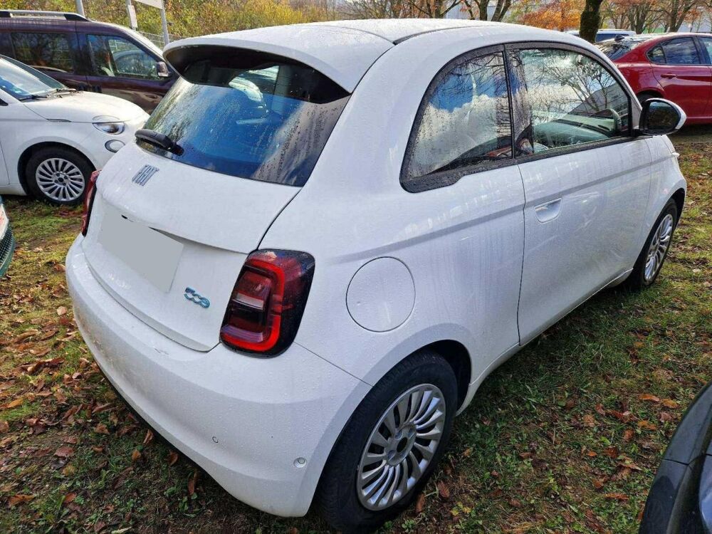 500 Electrique 118ch 42.0kWh Icone - SOH +95% 2023 occasion 35300 Foug&egrave;res