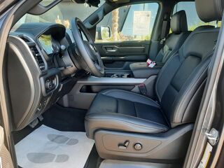 RAM 1500 CREW SPORT NIGHT EDITION 2022 occasion 91830 Le Coudray-Montceaux