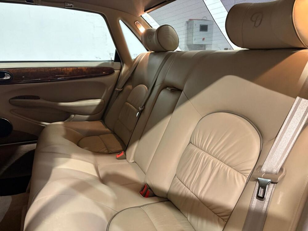Daimler 4.0i V8 Suraliment&eacute; - BVA 1997 Super 2003 occasion 78680 &Eacute;p&ocirc;ne