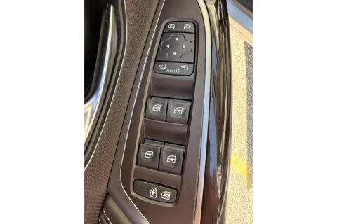 Espace V INITIALE PARIS 4 CONTROL - 1.6 DCI 160 EDC 5 PLACES - ENTR 2017 occasion 78760 Jouars-Pontchartrain