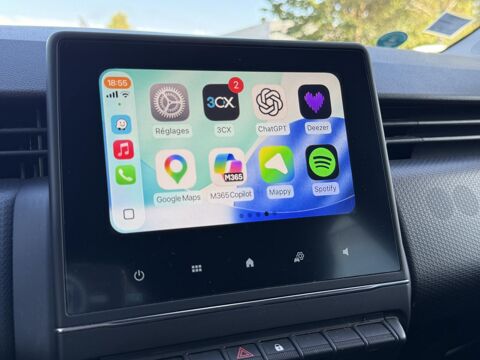 Clio V BUSINESS SCE 65ch **APPLE CARPLAY ET ANDROID AUTO** 2021 occasion 44700 Orvault