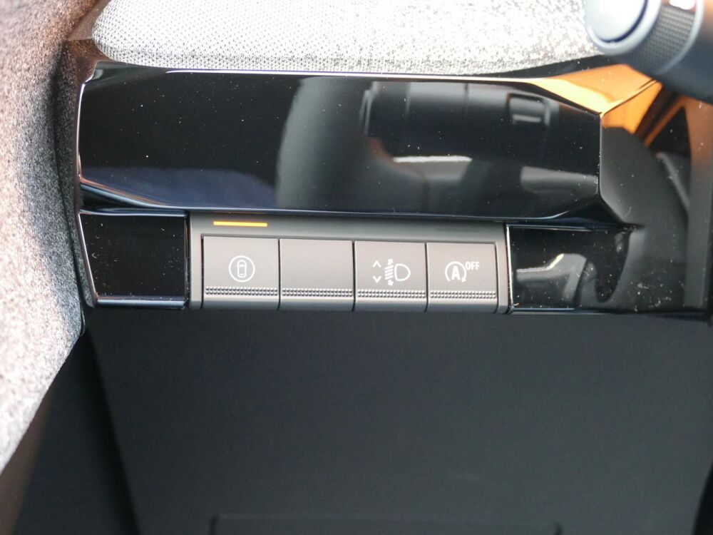 Clio VI 1.2 TCE 115 TECHNO - BV EDC JANTES 18 2026 occasion 77090 Coll&eacute;gien