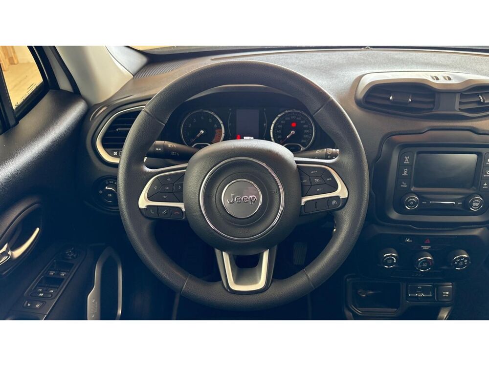Renegade - 120 4x2 Limited / SUIVI FACTURE / DETECTEUR ANGLE MORT / 2019 occasion 17600 Saujon