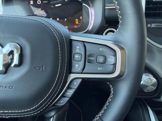 RAM 1500 CREW TUNGSTEN AIR BOX HAYON MULTI 2026 occasion 91830 Le Coudray-Montceaux