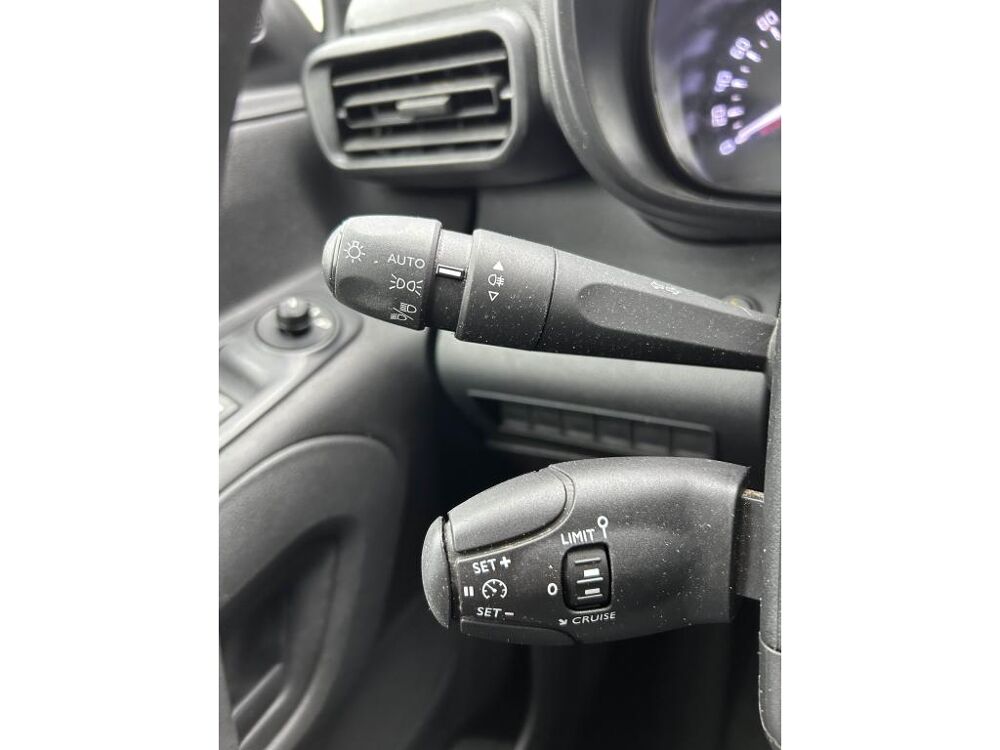 Berlingo M 1.5 BLUEHDI 100ch FOURGON 2022 occasion 44700 Orvault
