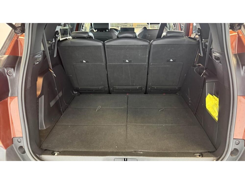 5008 BlueHDi 130 EAT8 Allure Phase 2 - 2022 - CARPLAY - CAMERA - 2022 occasion 60740 Saint-Maximin