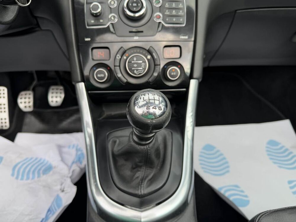 308 CC 2.0 HDi FAP - 163 CABRIOLET F&eacute;line gps + clim + radar AR 2011 occasion 19100 Brive-la-Gaillarde