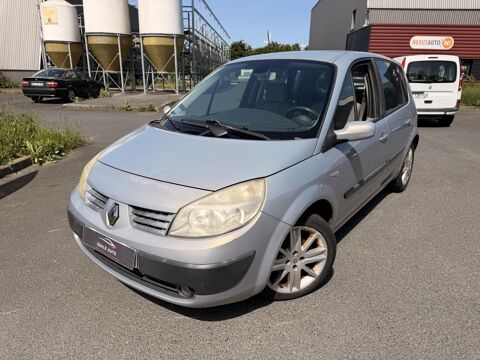 Annonce voiture Renault Scénic 2990 €