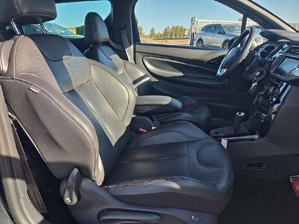 DS3 Puretech 110 sport chic eat6 2015 occasion 85150 Les Achards