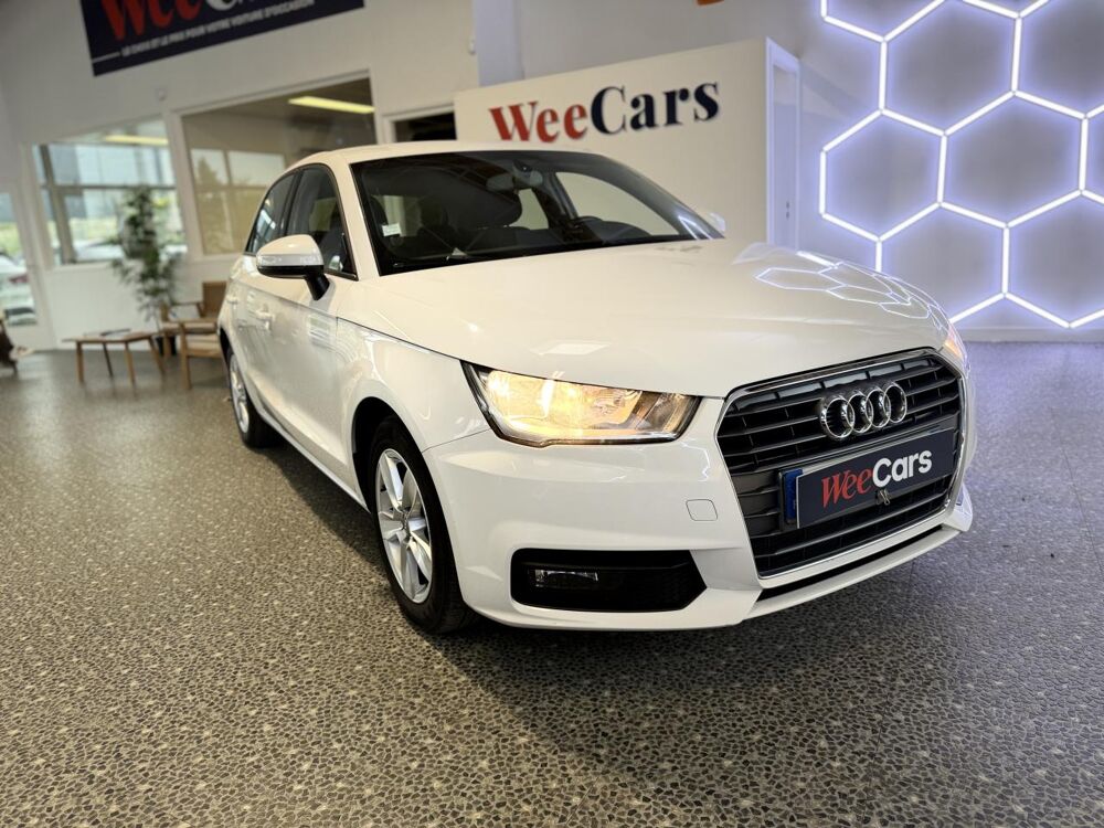 A1 SPORTBACK 1.4 TDI 90CH GARANTIE 12 MOIS 2015 occasion 16000 Angoul&ecirc;me