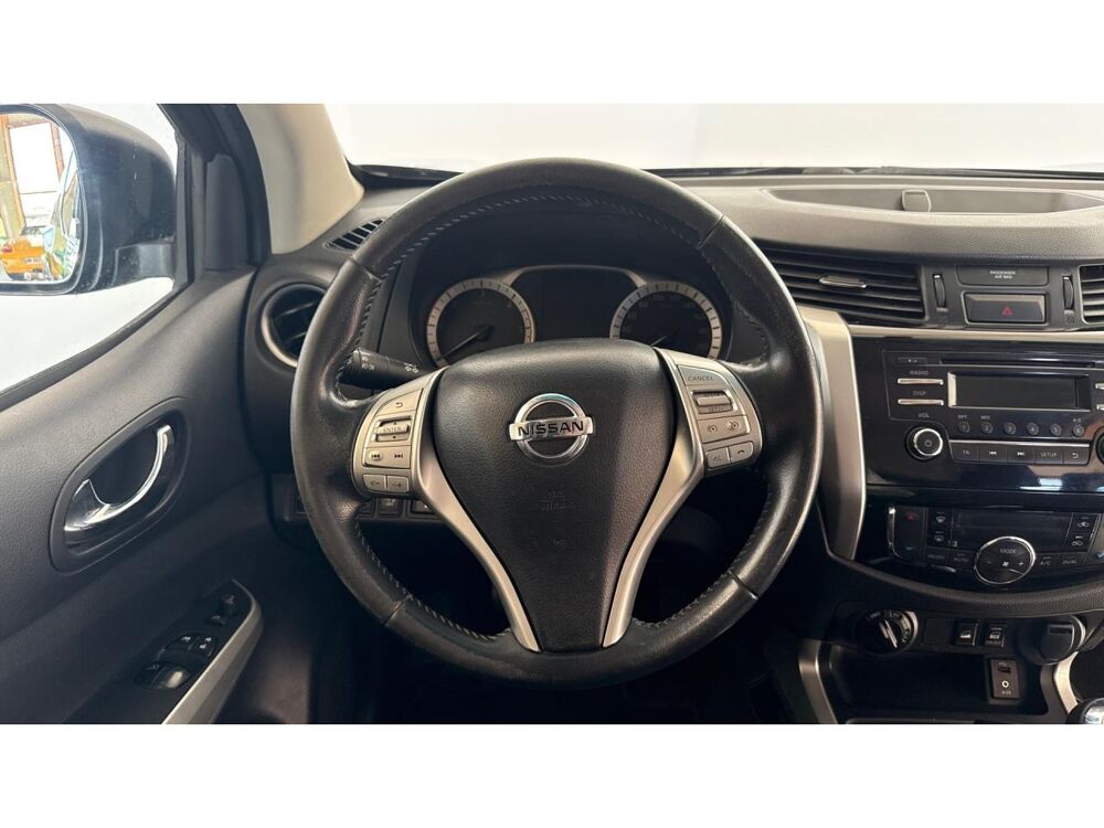 Navara 2.3 - 160 PICK-UP SIMPLE CABINE N-Connecta / CAMERA D 2018 occasion 17600 Saujon