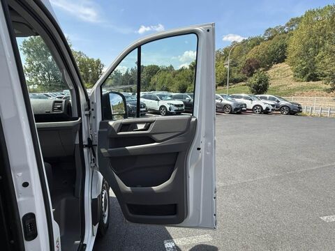 Crafter 35 L3H3 2.0 TDI - 140 FOURGON Business TVA RECUPERABLE + CAR 2023 occasion 19100 Brive-la-Gaillarde