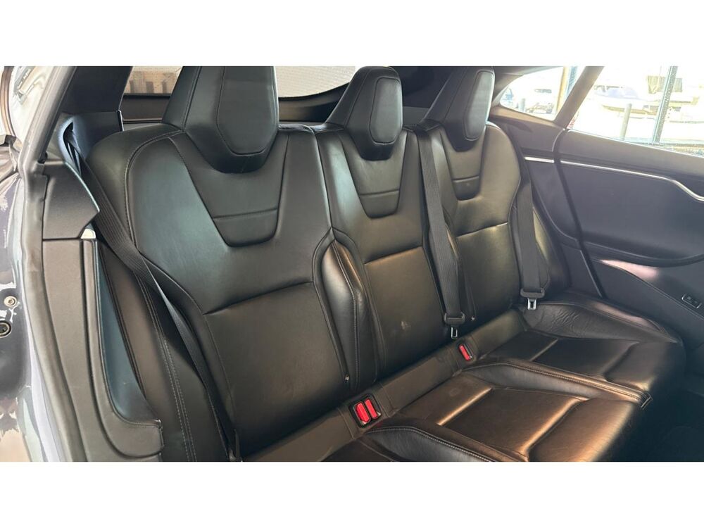 Model S 85D / 700 ch / SUPERCHARGE GRATUITE / TOIT OUVRANT / SOH 91% 2015 occasion 17600 Saujon