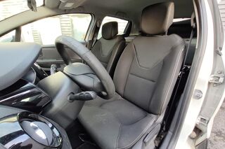 Clio 1.5 dCi - 75 cv - Soci&eacute;t&eacute; Air M&eacute;diaNav 2015 occasion 77185 Lognes