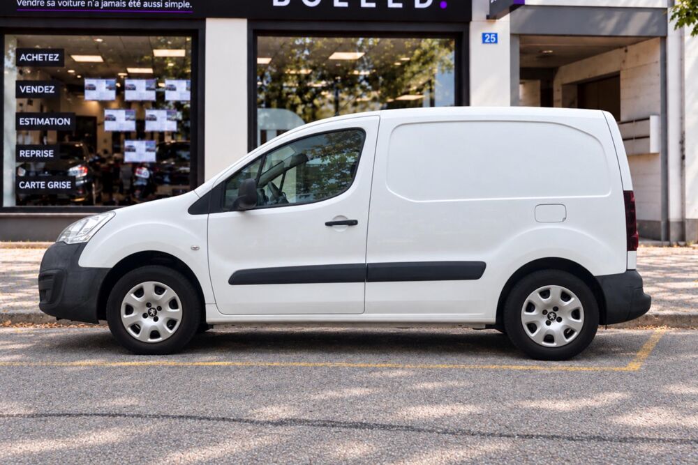Partner 1.6 HDi 100CH - ECRAN TACTLE MULTIMEDIA - RADAR DE RECUL - 2017 occasion 78760 Jouars-Pontchartrain