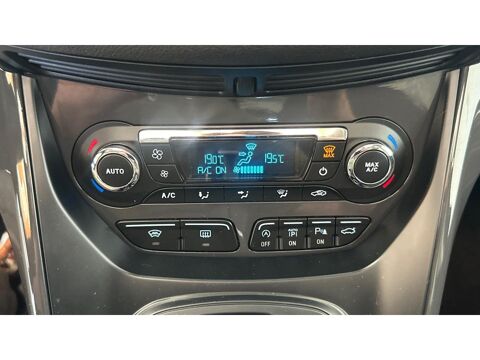 Kuga 2.0 TDCi 180 ch 4x4 BVA Titanium - ATTELAGE - TOIT OUVRANT - 2014 occasion 17600 Saujon