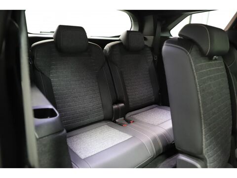5008 Allure 1.2 Hybrid 145 e-DCS6 7 Places 2025 occasion 06550 La Roquette-sur-Siagne