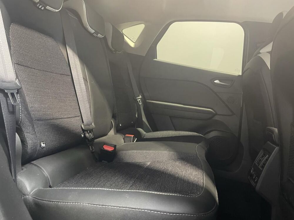 Captur 1.6 E-Tech Hybride 145CV BVA Engineered Garantie 12 mois 2024 occasion 33500 Libourne