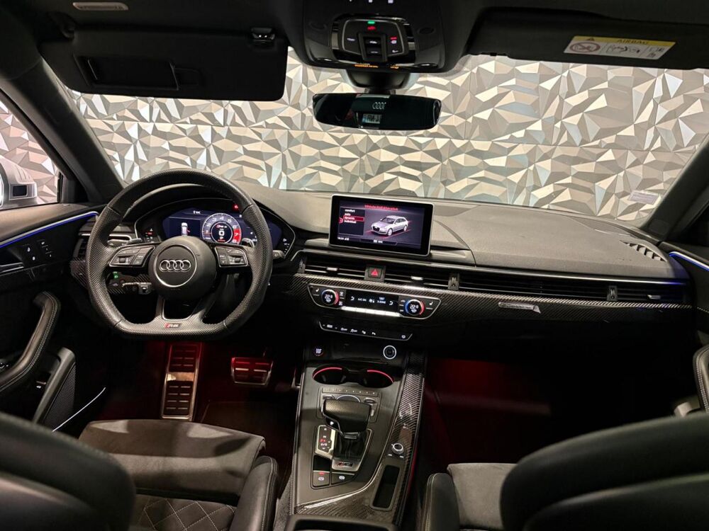 RS4 Avant Quattro 2.9 V6 TFSI - BVA Tiptronic AVANT 2018 BREAK . 2018 occasion 78680 &Eacute;p&ocirc;ne