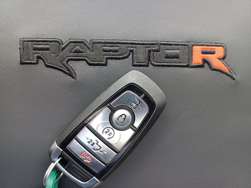 Divers RAPTOR R V8 5.2L supercharged 2026 occasion 91830 Le Coudray-Montceaux