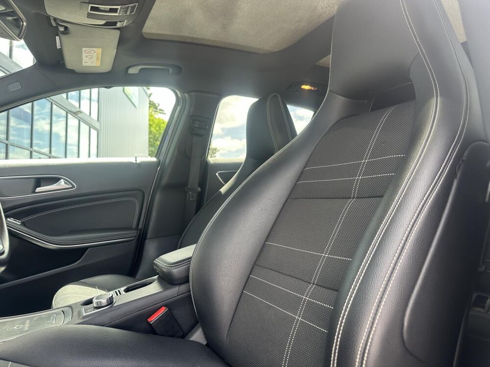 Classe GLA 220 CDI - BV 7G-DCT - BM X156 Sensation - GARANTTIE 12 MOIS 2014 occasion 33450 Montussan
