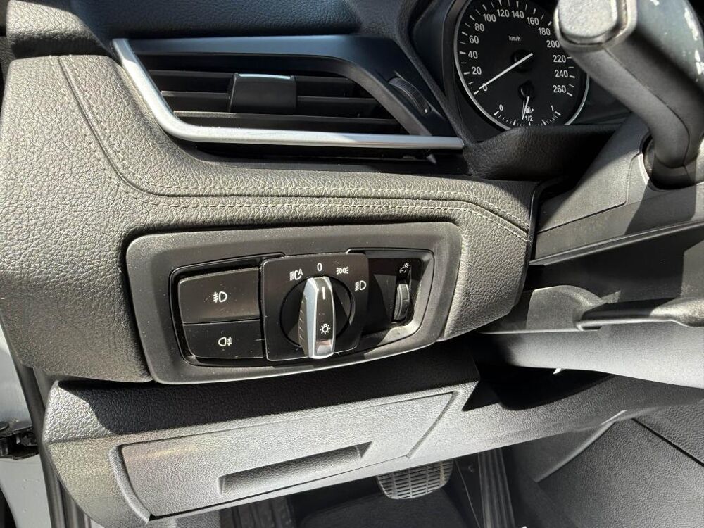 Serie 2 218i Active Tourer - BVA 136ch F45 Sport SUIVI BMW + GPS + C 2017 occasion 19100 Brive-la-Gaillarde