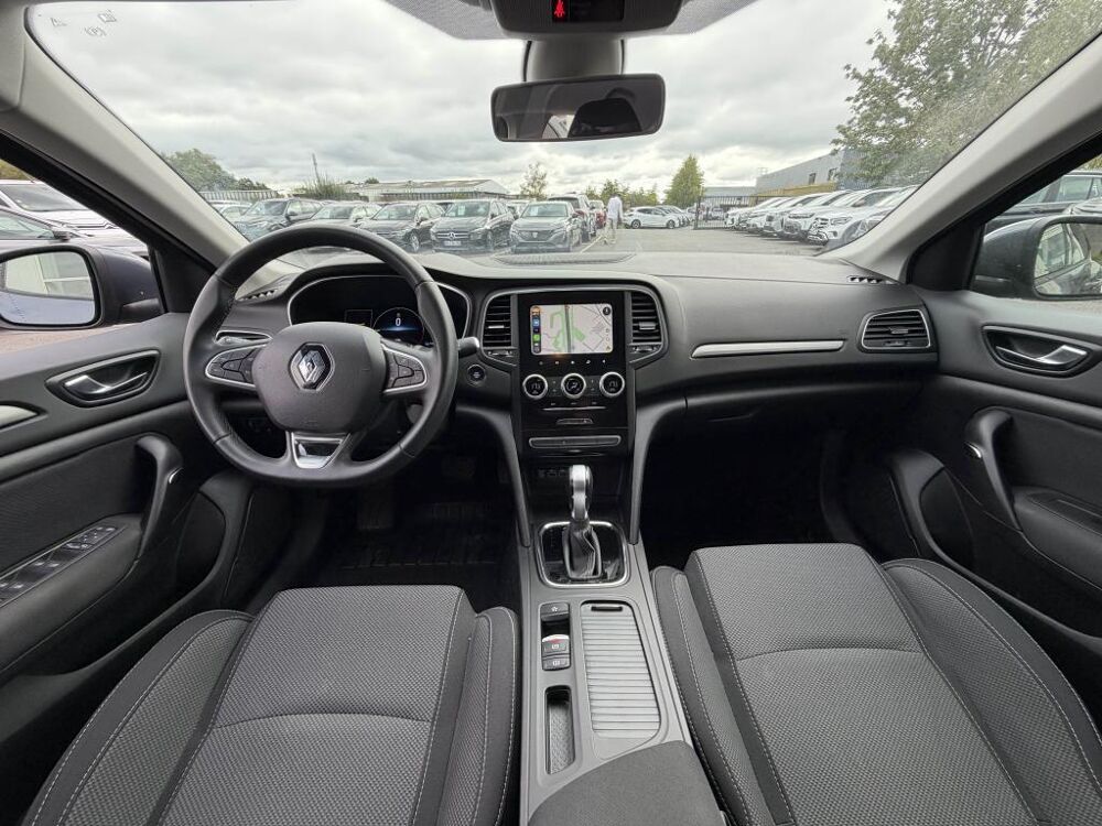 M&eacute;gane IV EVOLUTION 1.6 E-TECH PLUG-IN HYBRIDE 160ch 2023 occasion 44700 Orvault