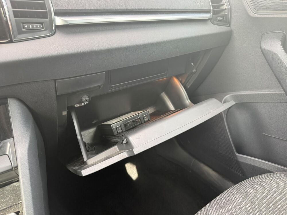 Karoq 1.0 TSI 110 Business, Cam&eacute;ra de recul, Carplay, Clim auto 2022 occasion 31660 Bessi&egrave;res