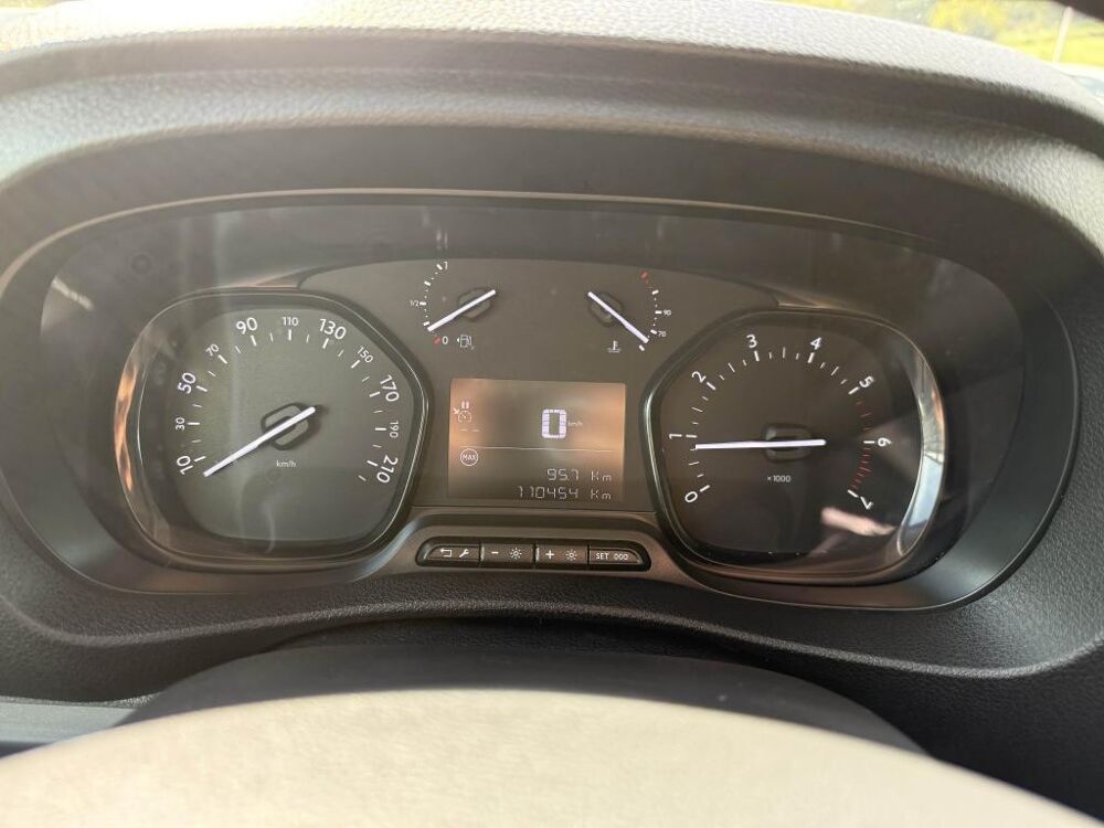 Jumpy M 1.5 BlueHDi - 120 FOURGON Driver TVA RECUPERABLE + GPS + R 2022 occasion 19100 Brive-la-Gaillarde