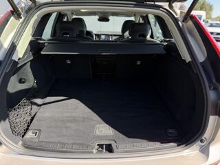 XC60 T6 AWD PHEV 350 Plus Style Chrome avec T.O 2024 occasion 35300 Foug&egrave;res