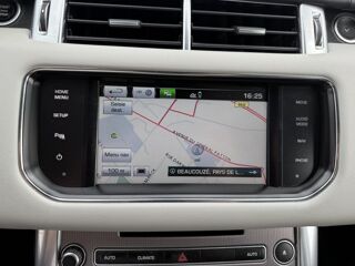 Range Rover 3.0 V6 HSE DYNAMIC - ATTELAGE - VIDANGE BVA - DISTRIBUTION 2015 occasion 49070 Beaucouz&eacute;