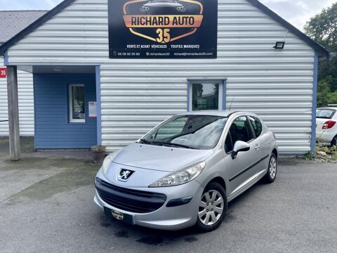 Peugeot 207 1.4i BERLINE Trendy