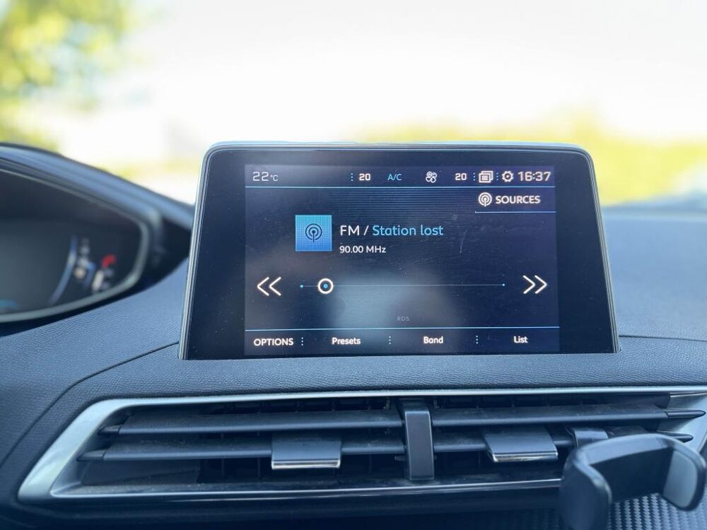 3008 ALLURE - 1.6 THP 165CH - TOIT - CAM 360 - CARPLAY 2017 occasion 13760 Saint-Cannat