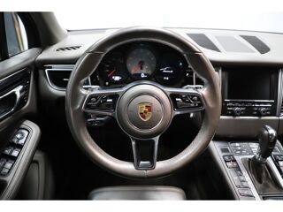 Macan S 3.0i V6 - PDK 2015 occasion 06550 La Roquette-sur-Siagne