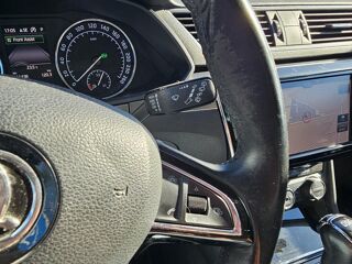 Superb III 2.0 16V TDI 150cv DSG6 Style - SUIVI ENTRETIEN COMPLET - 2016 occasion 49070 Beaucouz&eacute;