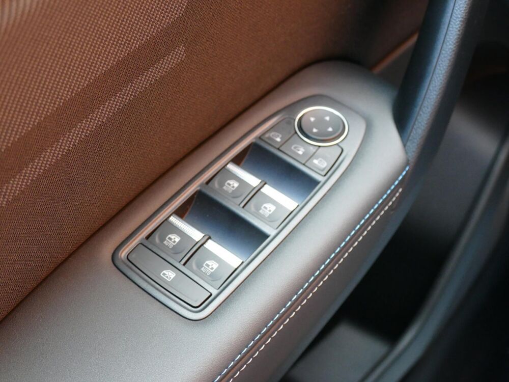 Captur II 1.8 E-TECH FULL HYBRID 160 ESPRIT ALPINE - BVA & PACK 360 2026 occasion 77090 Coll&eacute;gien