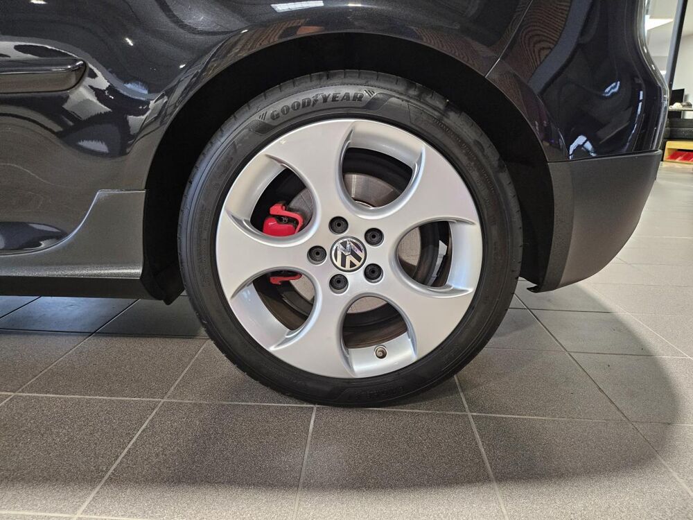 Golf V GTI 2.0 16V TFSI 200 2005 occasion 26000 Valence