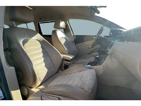 Passat SW 3.2 V6 250 - DSG6 Carat 4Motion 2006 occasion 78760 Jouars-Pontchartrain
