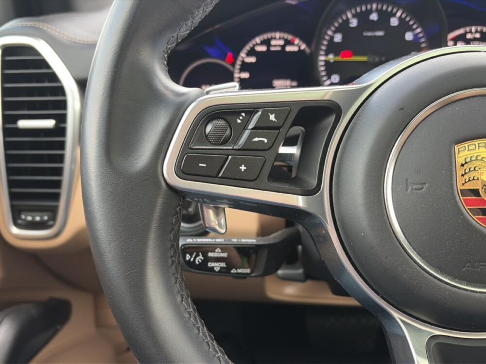 Cayenne (9ya) 3.0 v6 462 e-hybrid platinum edition 2023 occasion 33127 Saint-Jean-d'Illac