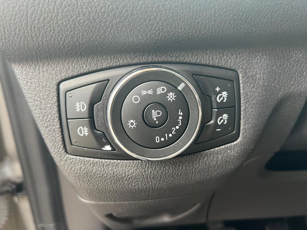 Transit COMBI 1.0 ECOBOOST 100 TITANIUM 2015 occasion 42170 Saint-Just-Saint-Rambert