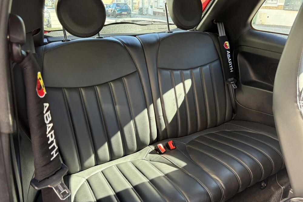 500 ABARTH 595 TURISMO 1.4 T-JET 165 CH BVA TOIT NOIR ECHAPPEMEN 2018 occasion 78760 Jouars-Pontchartrain