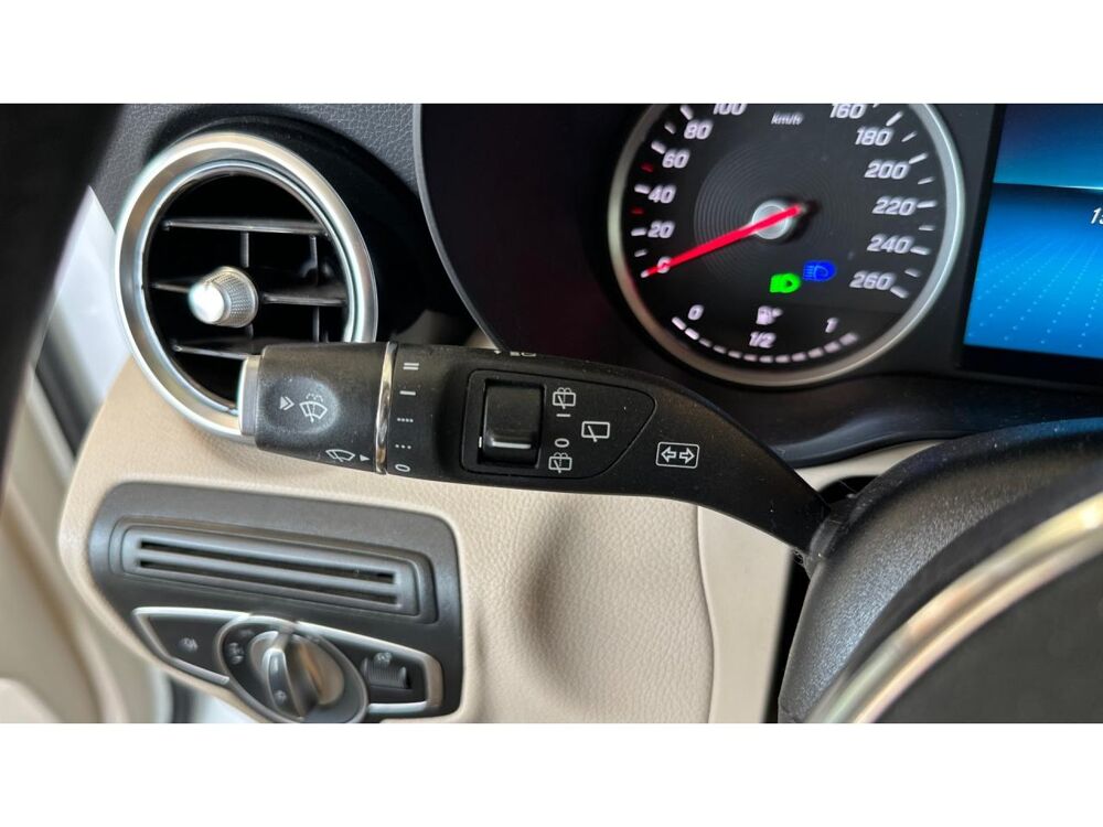 Classe GLC 200d 4MATIC 163 ch 9 G-Tronic Avantgarde Line - ATTELAGE ELE 2019 occasion 17600 Saujon