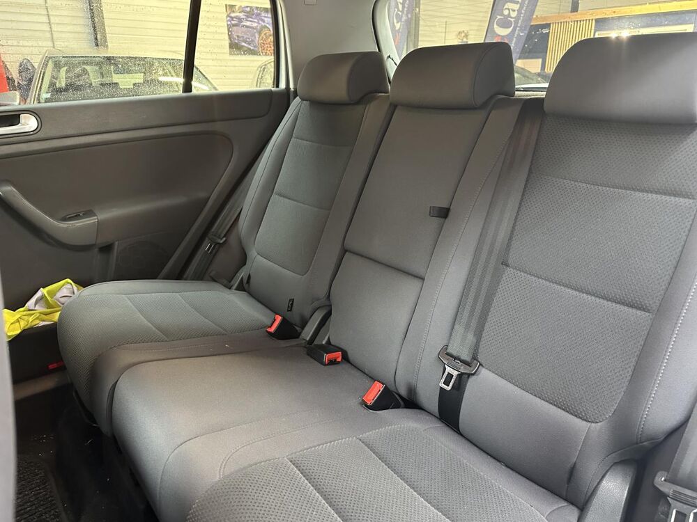 Golf 1.9 TDI 105 CONFORT DSG BVA 2006 occasion 33370 Artigues-pr&egrave;s-Bordeaux