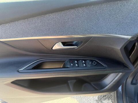 3008 Hybrid - 225 Bva Allure Pack gps + clim + radar AR 2021 occasion 19100 Brive-la-Gaillarde
