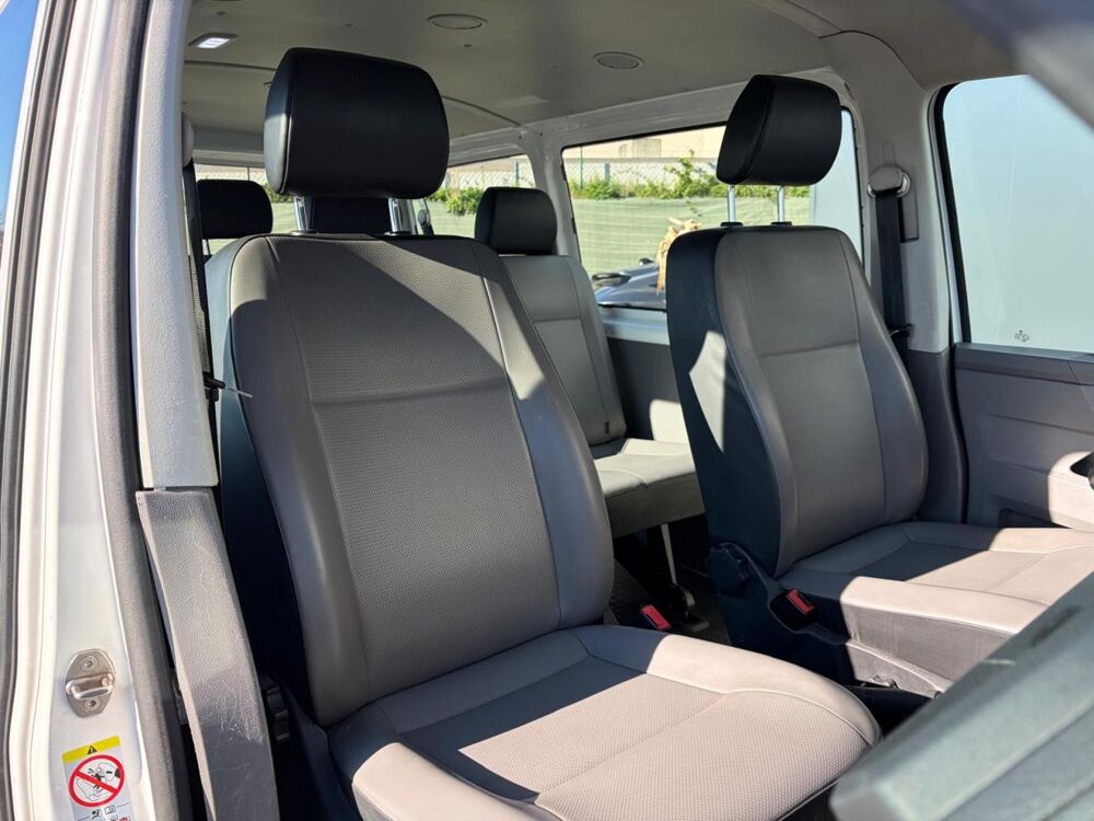Transporter T6 MINIBUS 8 Places 2.0 TDI 110 Business Line 2020 occasion 35300 Foug&egrave;res