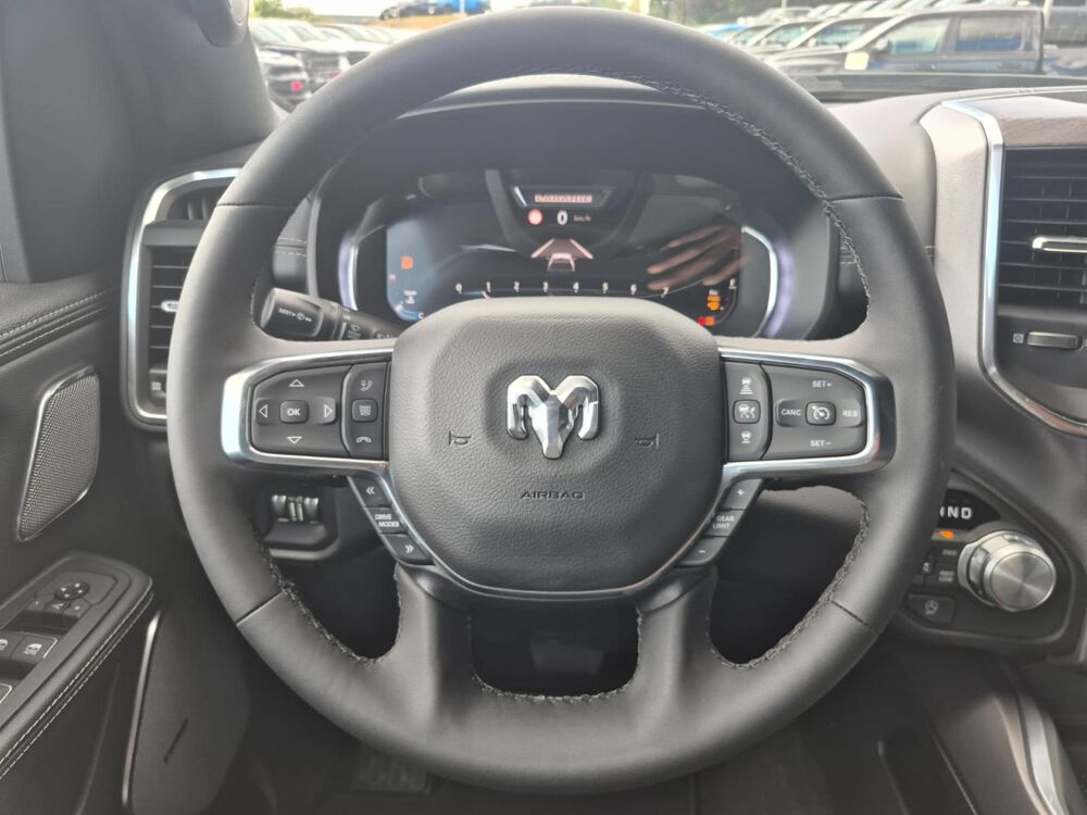 RAM 1500 CREW LAIE SPORT NIGHT EDITION AIR 2025 occasion 91830 Le Coudray-Montceaux